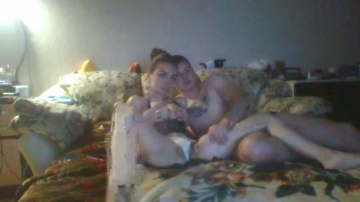 Sweatheartcouple 05-08-2021 Naked 